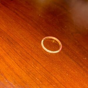 Like new ring with pink color